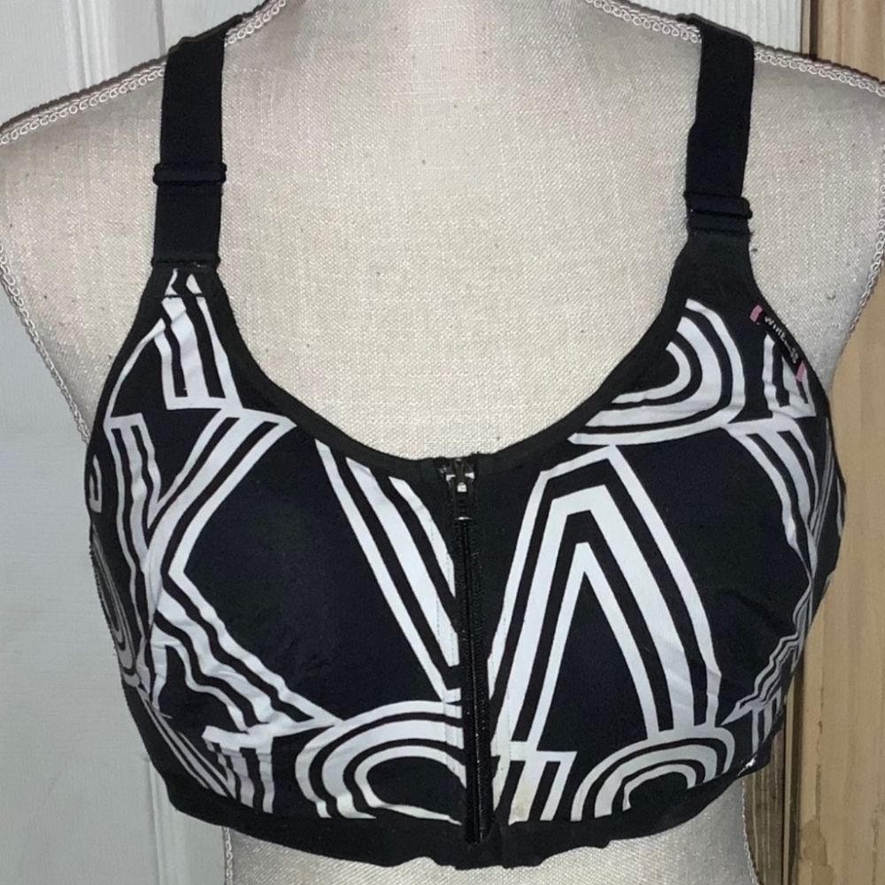 Women’s Victoria’s Secret Sport Wireless Bra Preowned Size 38D